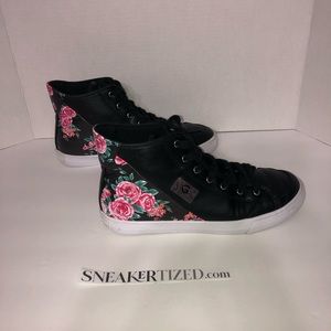 Used GBG Los Angeles Women’s Meric Round High Top